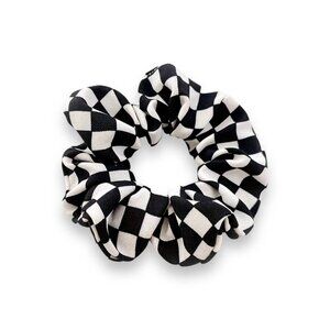 CHECKERBOARD HAIR SCRUNCHIES